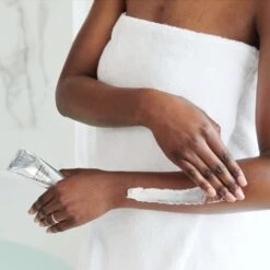 Olverum Body Polish 13 Olverum Body Polish -Cosmetics Store 5060380380234BodyPolish4