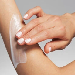 NeoStrata Lotion Plus -Cosmetics Store F30155R alt3