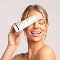 Image Skincare Clear Cell Clarifying Tonic -Cosmetics Store Image Skincare Clear Cell Clarifying Tonic3