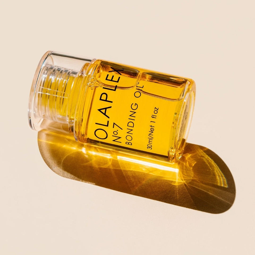 Olaplex No.7 Bonding Oil 4 Olaplex No.7 Bonding Oil - Image 2