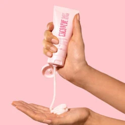 Coco & Eve Sweet Repair Masque -Cosmetics Store PDPLifestyle 2 Ver1 1140x e7ab94fb 1634 41bb 849a 5357a9b82037