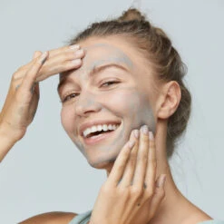 Dermalogica Daily Superfoliant™ 11 Dermalogica Daily Superfoliant™ -Cosmetics Store daily superfoliant model application pdp