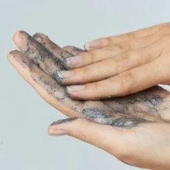 Dermalogica Daily Superfoliant™ 15 Dermalogica Daily Superfoliant™ -Cosmetics Store daily superfoliant product form hands pdp