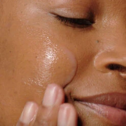 Dermalogica Liquid Peelfoliant -Cosmetics Store liquid peelfoliant model apply