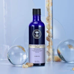 Neal's Yard Remedies Rejuvenating Frankincense Toner -Cosmetics Store neals yard remedies rejuvenating frankincense toner 200ml 37336979046620 1800x1800 6a9b3885 6995 444c 9cb2 cac8e7b2862c